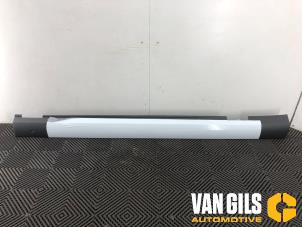 New Side skirt, right Seat Altea XL (5P5) 1.6 Price € 48,39 Inclusive VAT offered by Van Gils Automotive