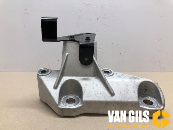 Used Engine mount Polestar Polestar 2 82kWh Long Range Single Motor Price € 49,99 Margin scheme offered by Van Gils Automotive