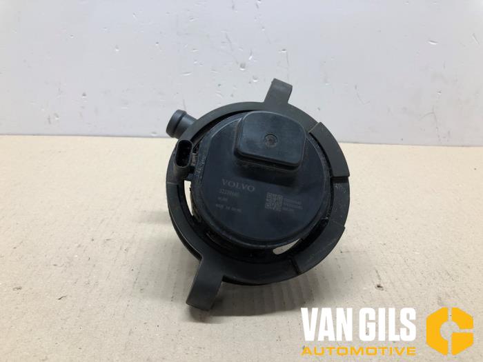 Begagnade Vattenpump Polestar Polestar 2 82kWh Long Range Single Motor Pris € 129,99 Marginaltabell erbjuds av Van Gils Automotive