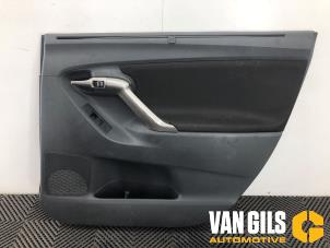Usagé Revêtement portière haut 4portes arrière droite Toyota Verso 1.8 16V VVT-i Prix sur demande proposé par Van Gils Automotive