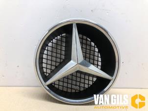 Used Emblem Mercedes B (W245,242) 1.5 B-150 16V Price on request offered by Van Gils Automotive