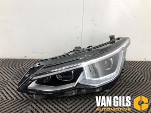 Used Headlight, left Volkswagen Golf VIII (CD1) 1.5 TSI BlueMotion 16V Price € 749,99 Margin scheme offered by Van Gils Automotive