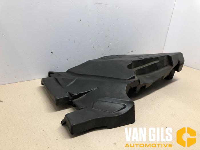 Abdeckblech Motor van een BMW 3 serie Touring (F31) 320i 2.0 16V 2014