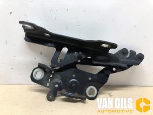 Used Bonnet Hinge BMW 3 serie Touring (F31) 320i 2.0 16V Price on request offered by Van Gils Automotive