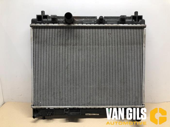 Gebrauchte Kühler Toyota Yaris II (P9) 1.4 D-4D Preis € 65,00 Margenregelung angeboten von Van Gils Automotive