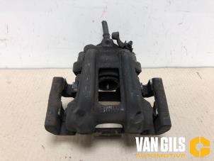 Used Front brake calliper, right BMW 3 serie Touring (F31) 320i 2.0 16V Price on request offered by Van Gils Automotive