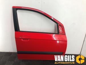 Gebrauchte Tür 4-türig rechts vorne Hyundai Getz 1.4i 16V Preis auf Anfrage angeboten von Van Gils Automotive