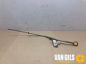 Used Oil dipstick Toyota Yaris III (P13) 1.5 16V Hybrid Price on request offered by Van Gils Automotive