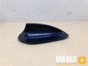 Used Antenna BMW 3 serie Touring (F31) 320i 2.0 16V Price on request offered by Van Gils Automotive