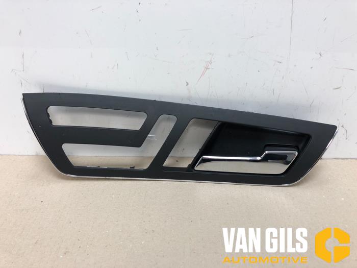 Gebrauchte Handgriff Mercedes S (W221) 4.7 S-450 32V Preis € 30,00 Margenregelung angeboten von Van Gils Automotive