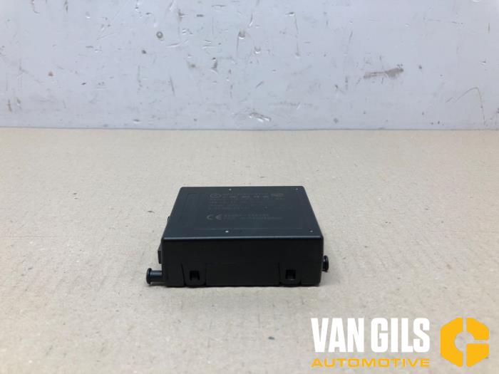 Begagnade Larmsensor Mercedes E (R207) E-200 2.0 Turbo 16V Pris € 30,00 Marginaltabell erbjuds av Van Gils Automotive