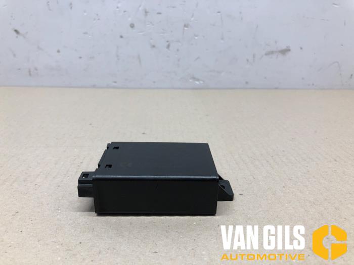 Begagnade Larmsensor Mercedes E (R207) E-200 2.0 Turbo 16V Pris € 30,00 Marginaltabell erbjuds av Van Gils Automotive
