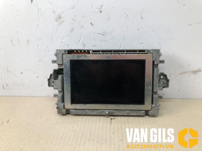 Begagnade Innerdisplay Mercedes E (R207) E-200 2.0 Turbo 16V Pris € 140,00 Marginaltabell erbjuds av Van Gils Automotive