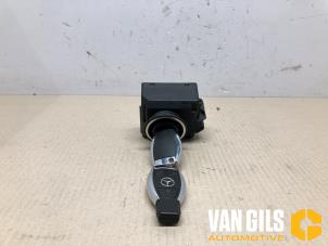 Usados Cerradura de contacto y llave Mercedes E (R207) E-200 2.0 Turbo 16V Precio de solicitud ofrecido por Van Gils Automotive