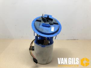 Used Electric fuel pump Mercedes E (R207) E-200 2.0 Turbo 16V Price on request offered by Van Gils Automotive