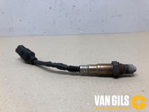 Sonde lambda d'un Kia Carens II (FJ) 1.6i 16V 2006