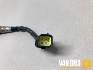 Sonde lambda d'un Kia Carens II (FJ) 1.6i 16V 2006
