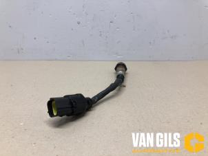 Sonde lambda d'un Kia Carens II (FJ) 1.6i 16V 2006