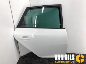 Usados Puerta de 4 puertas derecha detrás Seat Ibiza ST (6J8) 1.2 TDI Ecomotive Precio de solicitud ofrecido por Van Gils Automotive