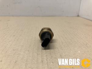 Used Fuel pressure sensor Mercedes Vito (447.6) 2.0 116 CDI 16V Price on request offered by Van Gils Automotive