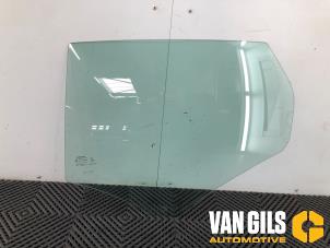 Used Rear door window 4-door, left Volvo V40 (MV) 1.6 D2 Price on request offered by Van Gils Automotive