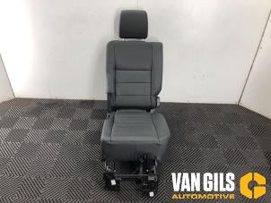 Gebrauchte Sitz hinten Landrover Discovery III (LAA/TAA) 2.7 TD V6 Preis auf Anfrage angeboten von Van Gils Automotive