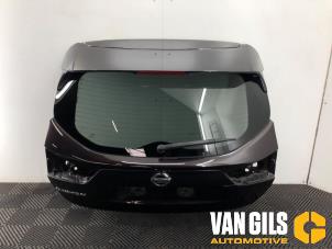 Używane Tylna klapa Nissan Qashqai (J11) 1.2 DIG-T 16V Cena € 375,00 Procedura marży oferowane przez Van Gils Automotive