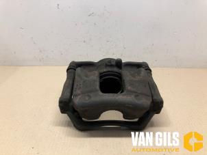 Used Front brake calliper, right Mercedes B (W246,242) 2.2 B-220 CDI BlueEFFICIENCY 16V Price on request offered by Van Gils Automotive