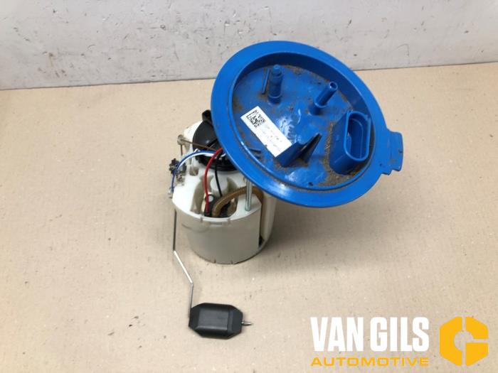 Bomba eléctrica de combustible de un Volkswagen Polo VI (AW1) 1.0 TSI 12V BlueMotion 2018