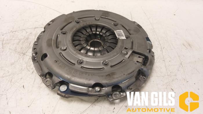 Used Clutch kit (complete) Mercedes B-Klasse Price € 272,24 Inclusive VAT offered by Van Gils Automotive