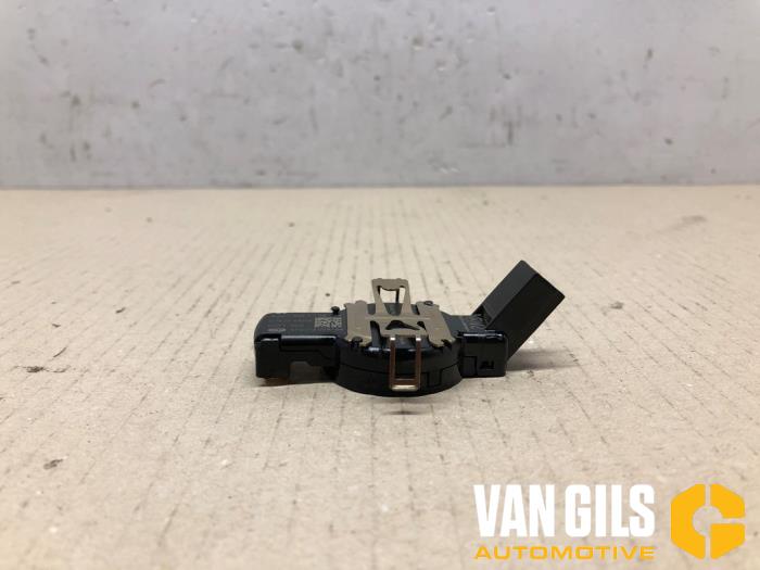 Gebrauchte Regensensor Mercedes B (W247) 2.0 B-200d Preis € 34,95 Margenregelung angeboten von Van Gils Automotive