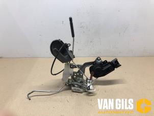 Gebrauchte Türschlossmechanik 2-türig rechts Citroen C1 1.0 12V Preis auf Anfrage angeboten von Van Gils Automotive