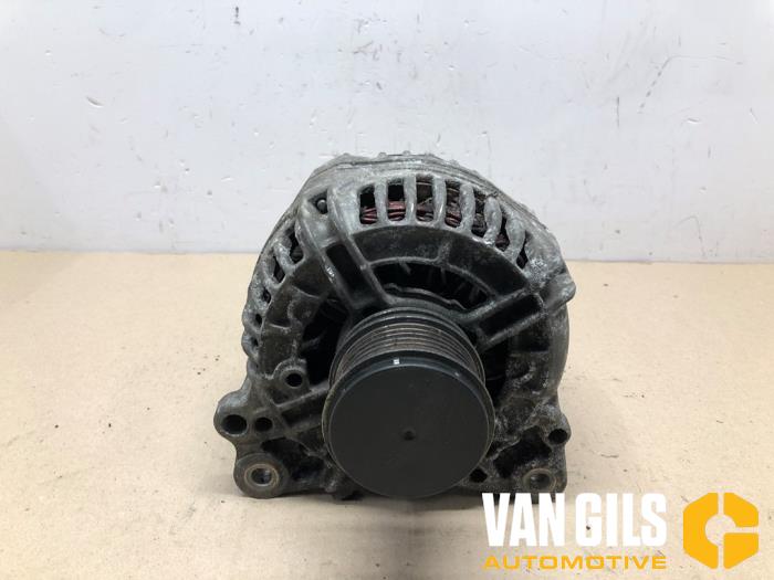 Used Dynamo Volkswagen Golf V (1K1) 1.9 TDI Price € 45,00 Margin scheme offered by Van Gils Automotive