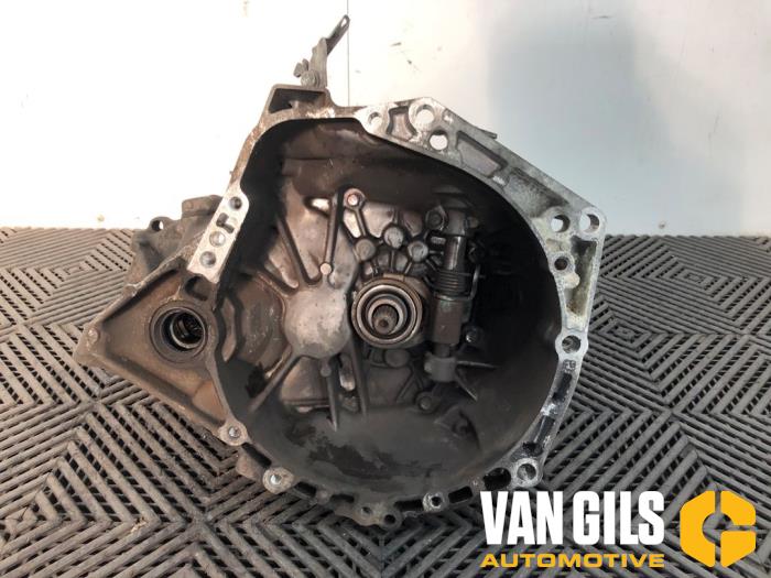 Gebrauchte Getriebe Peugeot 107 1.0 12V Preis € 130,00 Margenregelung angeboten von Van Gils Automotive