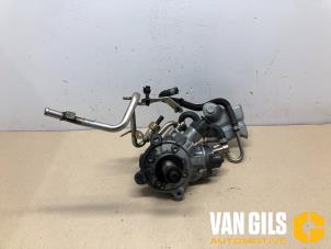 Used High pressure pump Mercedes Vito Tourer (447.7) 2.0 116 CDI 16V Price on request offered by Van Gils Automotive