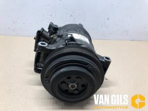 Used Air conditioning pump Mercedes Vito Tourer (447.7) 2.0 116 CDI 16V Price on request offered by Van Gils Automotive