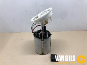 Used Electric fuel pump BMW 1 serie (E87/87N) 116i 2.0 16V Price on request offered by Van Gils Automotive