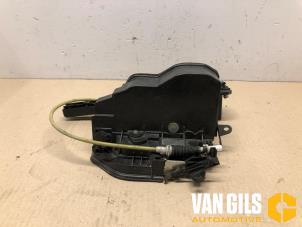 Used Rear door mechanism 4-door, right BMW 1 serie (E87/87N) 116i 2.0 16V Price on request offered by Van Gils Automotive