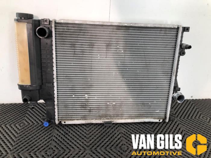 Coolant radiator