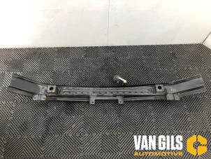 Used Front bumper frame Mercedes Vito Mixto (447.7) 2.2 116 CDI 16V Price € 175,00 Margin scheme offered by Van Gils Automotive