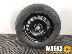 Used Wheel Volkswagen Touran (5T1) 2.0 TDI 150 Price on request offered by Van Gils Automotive