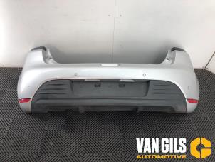 Usagé Pare-chocs arrière Renault Clio IV (5R) 1.5 dCi 90 FAP Prix sur demande proposé par Van Gils Automotive