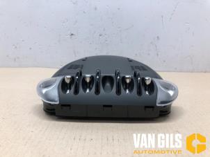 Używane Oswietlenie wewnetrzne przód Mini Mini (R56) 1.6 16V Cooper S Cena na żądanie oferowane przez Van Gils Automotive