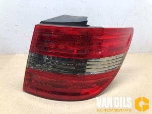 Używane Tylne swiatlo pozycyjne prawe Mercedes B (W245,242) 2.0 B-180 CDI 16V Cena na żądanie oferowane przez Van Gils Automotive