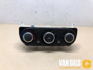 Used Heater control panel Renault Clio IV (5R) 1.5 dCi 90 FAP Price on request offered by Van Gils Automotive