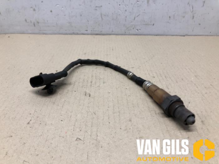Usagé Sonde lambda Fiat Idea (350AX) 1.4 16V Prix € 30,00 Règlement à la marge proposé par Van Gils Automotive