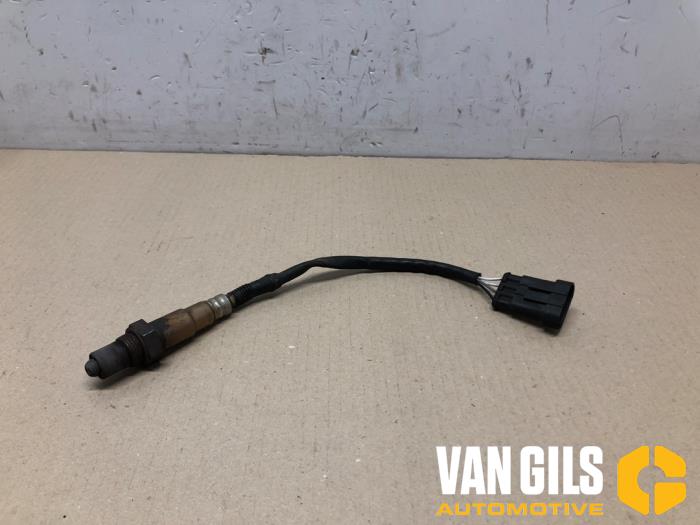 Usagé Sonde lambda Fiat Idea (350AX) 1.4 16V Prix € 30,00 Règlement à la marge proposé par Van Gils Automotive