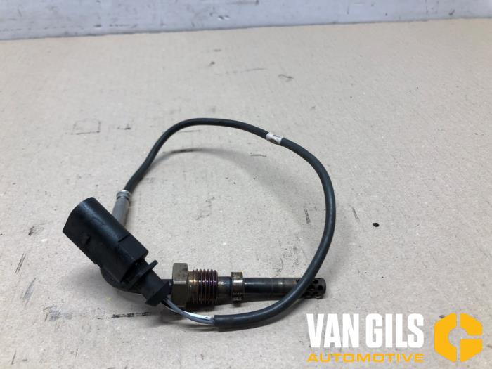 Auspuff Temperatursensor van een Audi A4 Avant (B7) 2.7 TDI V6 24V 2008