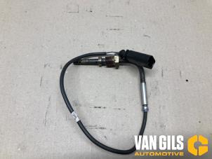 Auspuff Temperatursensor van een Audi A4 Avant (B7) 2.7 TDI V6 24V 2008