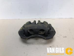 Used Front brake calliper, left Mercedes Vito Mixto (447.7) 2.2 116 CDI 16V Price on request offered by Van Gils Automotive